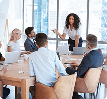Woman presenting on the meeting